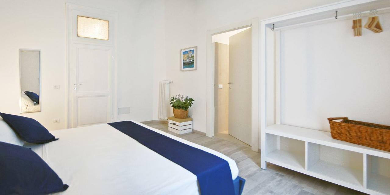Pompeo Magno White Luxury Lägenhet